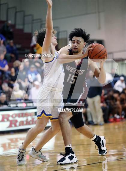 Thumbnail 2 in Weiss vs. Anderson (UIL 5A Reginal Quarterfinal Playoff) photogallery.