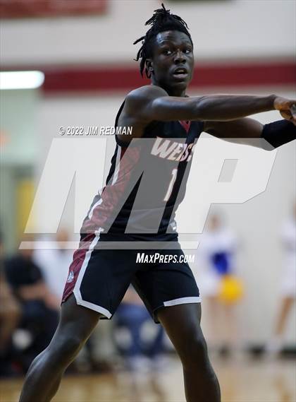 Thumbnail 1 in Weiss vs. Anderson (UIL 5A Reginal Quarterfinal Playoff) photogallery.