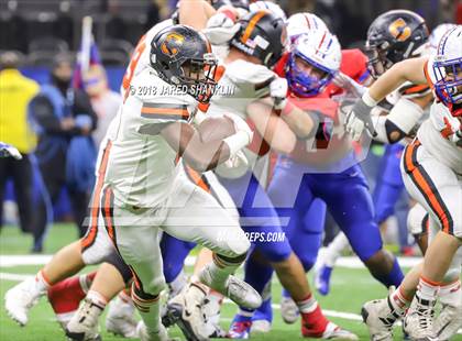 Thumbnail 3 in John Curtis Christian vs. Catholic-B.R. (LHSAA 5A D1 Final) photogallery.