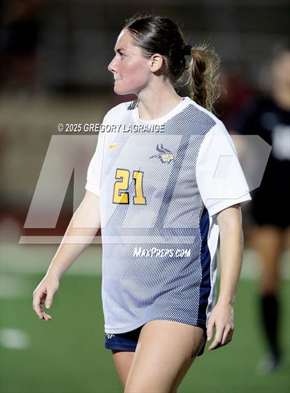 Thumbnail 1 in Lamar vs Marcus (UIL 6A Area Playoffs Division 2) photogallery.