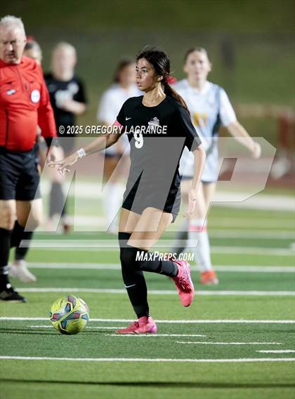 Thumbnail 3 in Lamar vs Marcus (UIL 6A Area Playoffs Division 2) photogallery.