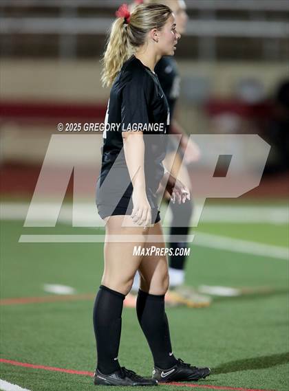 Thumbnail 2 in Lamar vs Marcus (UIL 6A Area Playoffs Division 2) photogallery.