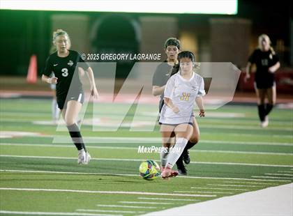 Thumbnail 2 in Lamar vs Marcus (UIL 6A Area Playoffs Division 2) photogallery.