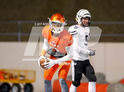 Thumbnail 2 in Grandview vs. Kemp (UIL 3A Division 1 Quarterfinal) photogallery.