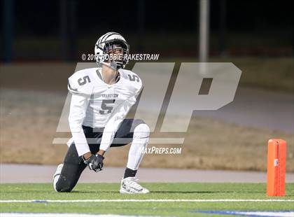 Thumbnail 3 in Grandview vs. Kemp (UIL 3A Division 1 Quarterfinal) photogallery.