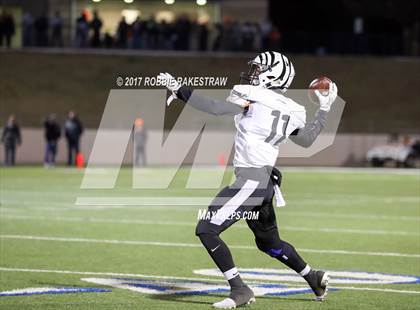 Thumbnail 2 in Grandview vs. Kemp (UIL 3A Division 1 Quarterfinal) photogallery.