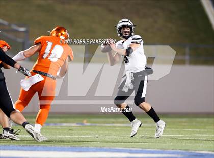 Thumbnail 3 in Grandview vs. Kemp (UIL 3A Division 1 Quarterfinal) photogallery.