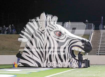Thumbnail 2 in Grandview vs. Kemp (UIL 3A Division 1 Quarterfinal) photogallery.