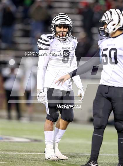 Thumbnail 2 in Grandview vs. Kemp (UIL 3A Division 1 Quarterfinal) photogallery.
