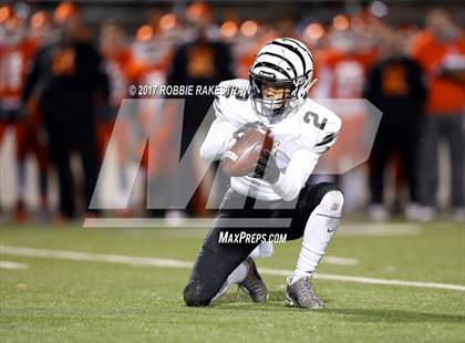 Thumbnail 2 in Grandview vs. Kemp (UIL 3A Division 1 Quarterfinal) photogallery.