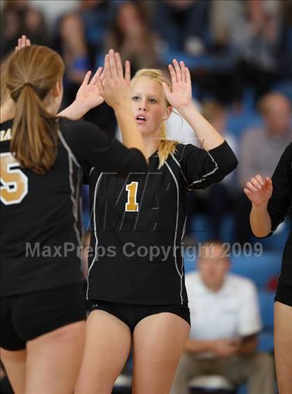 Thumbnail 1 in Arapahoe @ Mullen photogallery.