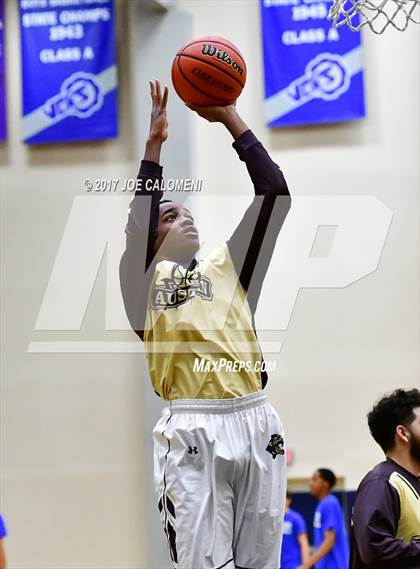 Thumbnail 2 in MacArthur [Douglas] vs Austin (SAISD Invitational) photogallery.