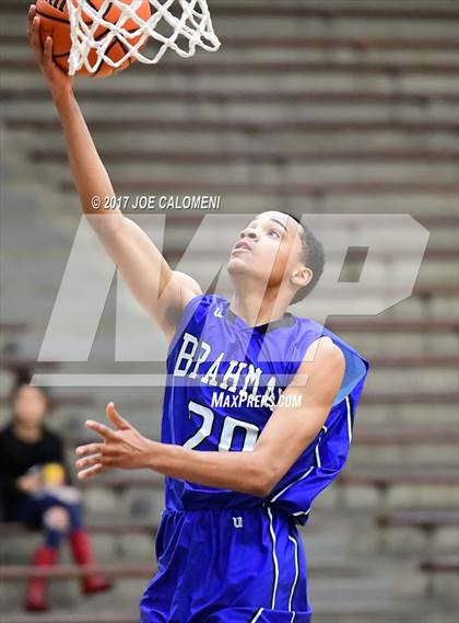 Thumbnail 3 in MacArthur [Douglas] vs Austin (SAISD Invitational) photogallery.