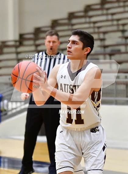 Thumbnail 3 in MacArthur [Douglas] vs Austin (SAISD Invitational) photogallery.