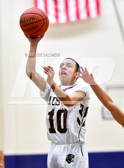 Thumbnail 2 in MacArthur [Douglas] vs Austin (SAISD Invitational) photogallery.