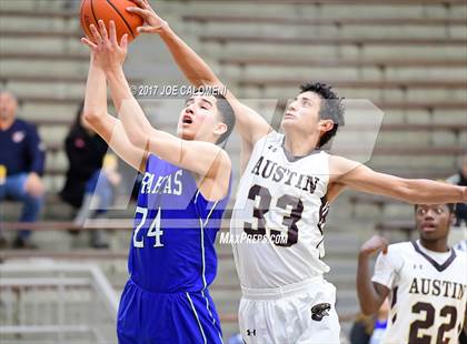 Thumbnail 1 in MacArthur [Douglas] vs Austin (SAISD Invitational) photogallery.