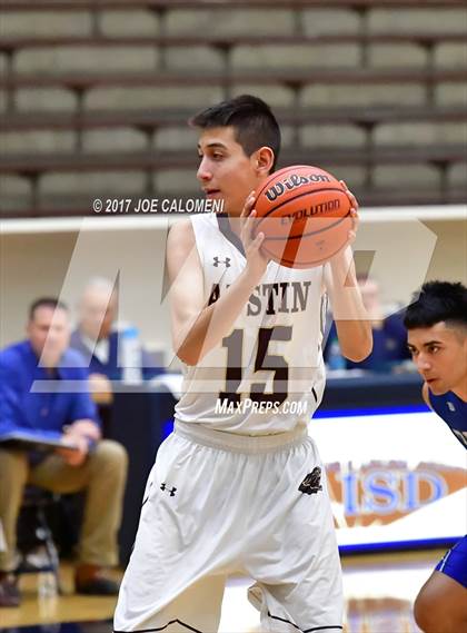 Thumbnail 2 in MacArthur [Douglas] vs Austin (SAISD Invitational) photogallery.