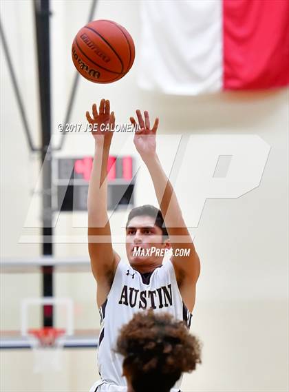 Thumbnail 3 in MacArthur [Douglas] vs Austin (SAISD Invitational) photogallery.