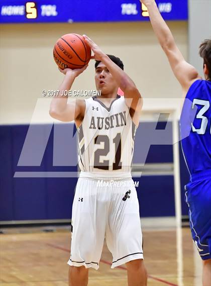 Thumbnail 1 in MacArthur [Douglas] vs Austin (SAISD Invitational) photogallery.