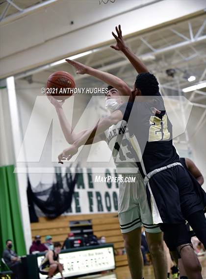 Thumbnail 3 in West Hempstead vs Carle Place photogallery.