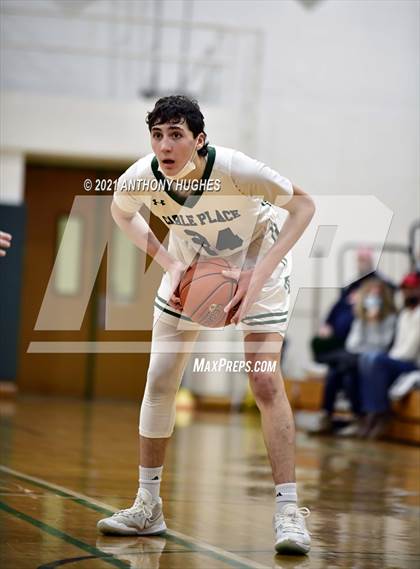 Thumbnail 2 in West Hempstead vs Carle Place photogallery.