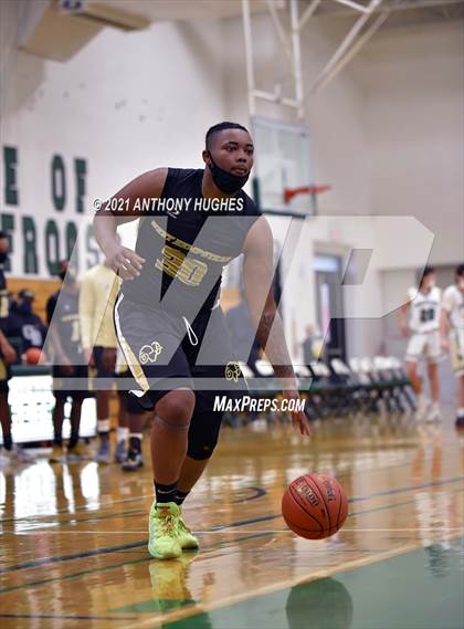 Thumbnail 1 in West Hempstead vs Carle Place photogallery.