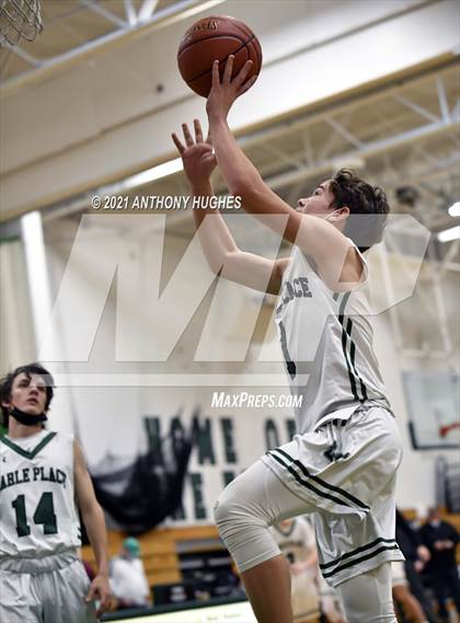 Thumbnail 1 in West Hempstead vs Carle Place photogallery.