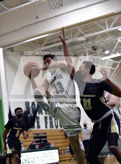 Thumbnail 3 in West Hempstead vs Carle Place photogallery.