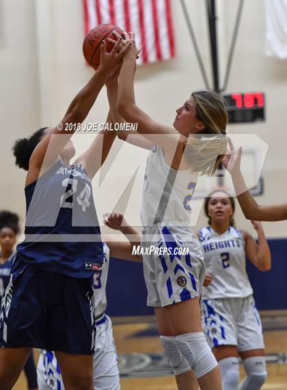 Thumbnail 3 in Smithson Valley vs Alamo Heights (SAISD Basketball Tournament) photogallery.