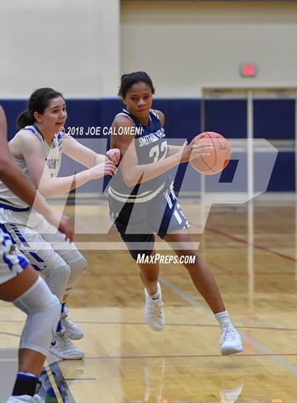 Thumbnail 2 in Smithson Valley vs Alamo Heights (SAISD Basketball Tournament) photogallery.