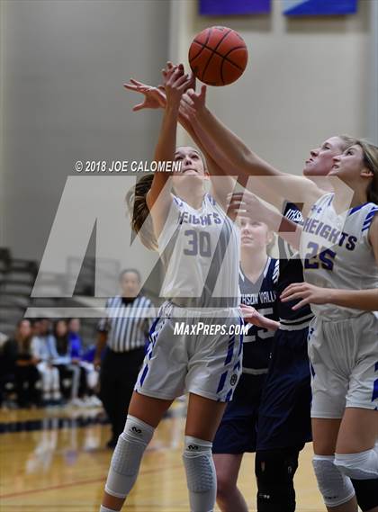 Thumbnail 3 in Smithson Valley vs Alamo Heights (SAISD Basketball Tournament) photogallery.