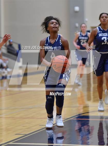 Thumbnail 2 in Smithson Valley vs Alamo Heights (SAISD Basketball Tournament) photogallery.