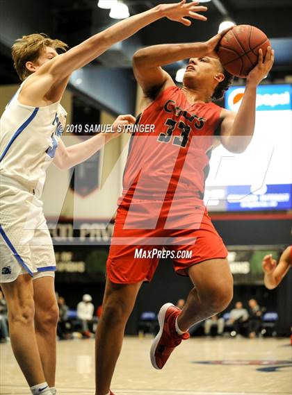 Thumbnail 3 in Pleasant Grove vs. James Logan (MaxPreps MLK Classic) photogallery.