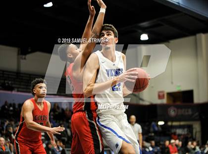 Thumbnail 3 in Pleasant Grove vs. James Logan (MaxPreps MLK Classic) photogallery.