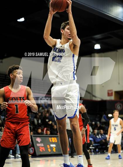 Thumbnail 1 in Pleasant Grove vs. James Logan (MaxPreps MLK Classic) photogallery.