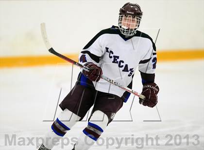 Thumbnail 2 in Guilford vs. Brookfield/Bethel/Danbury (CIAC Division II Quarterfinal) photogallery.
