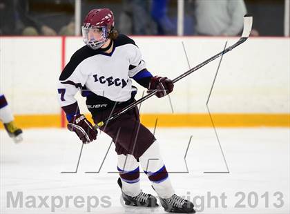 Thumbnail 2 in Guilford vs. Brookfield/Bethel/Danbury (CIAC Division II Quarterfinal) photogallery.