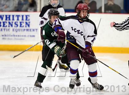 Thumbnail 2 in Guilford vs. Brookfield/Bethel/Danbury (CIAC Division II Quarterfinal) photogallery.