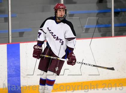 Thumbnail 2 in Guilford vs. Brookfield/Bethel/Danbury (CIAC Division II Quarterfinal) photogallery.