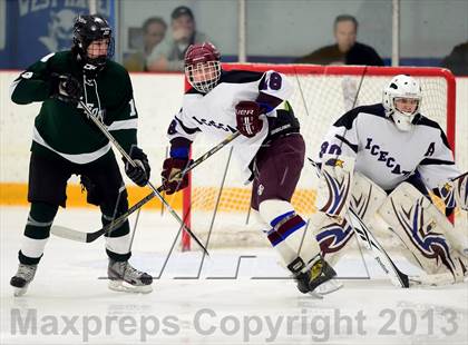 Thumbnail 2 in Guilford vs. Brookfield/Bethel/Danbury (CIAC Division II Quarterfinal) photogallery.