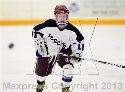 Thumbnail 2 in Guilford vs. Brookfield/Bethel/Danbury (CIAC Division II Quarterfinal) photogallery.