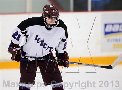 Thumbnail 1 in Guilford vs. Brookfield/Bethel/Danbury (CIAC Division II Quarterfinal) photogallery.