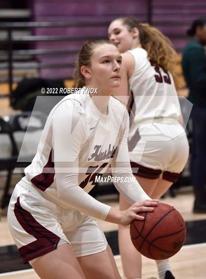 Thumbnail 3 in Basha @ Hamilton photogallery.