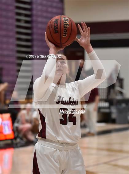 Thumbnail 1 in Basha @ Hamilton photogallery.