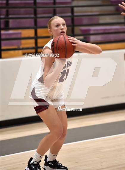 Thumbnail 1 in Basha @ Hamilton photogallery.