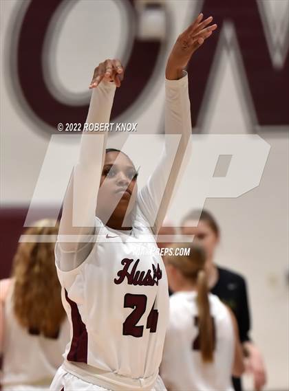 Thumbnail 2 in Basha @ Hamilton photogallery.