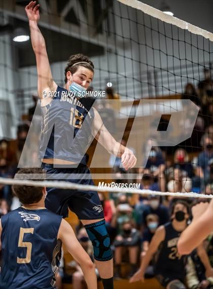 Thumbnail 2 in Francis Parker vs. Del Norte (CIF SDS D1 Championship) photogallery.