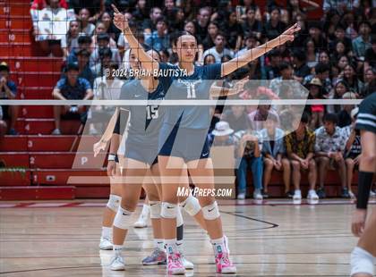 Thumbnail 2 in 'Iolani vs Kamehameha Kapalama (HHSAA Division 1 Final) photogallery.