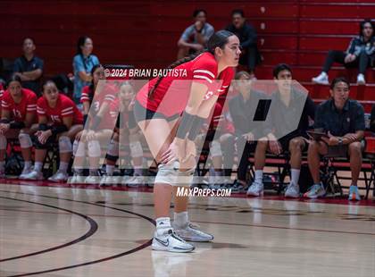 Thumbnail 3 in 'Iolani vs Kamehameha Kapalama (HHSAA Division 1 Final) photogallery.