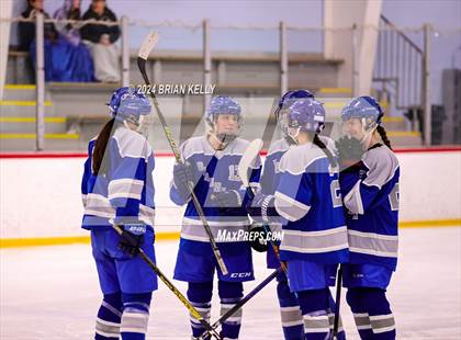 Thumbnail 3 in Braintree vs Malden Catholic (Hingham Showcase) photogallery.